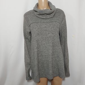 ARTESIA  sweaters size medium Color gray Long sleeves